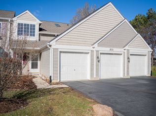 2835 Rutland Cir UNIT 202, Naperville, IL 60564