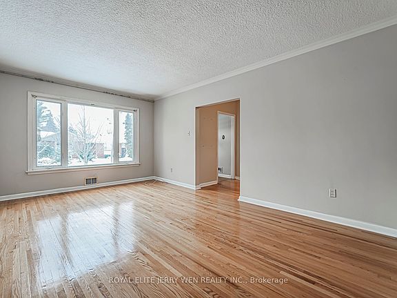 5th image of 12 N Heights Rd