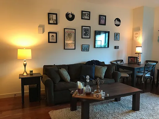 Rented by CitySites Real Estate Group | media 18