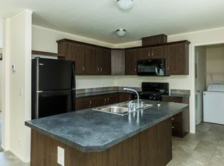 139 S Carolina Dr, Elyria, OH 44035