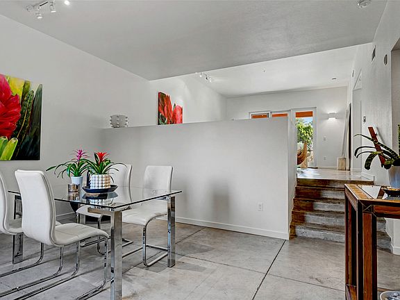 5th image of 601 Circulo De Morelia Unit 102