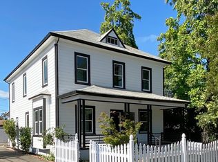 105 4th St, Roseville, CA 95678
