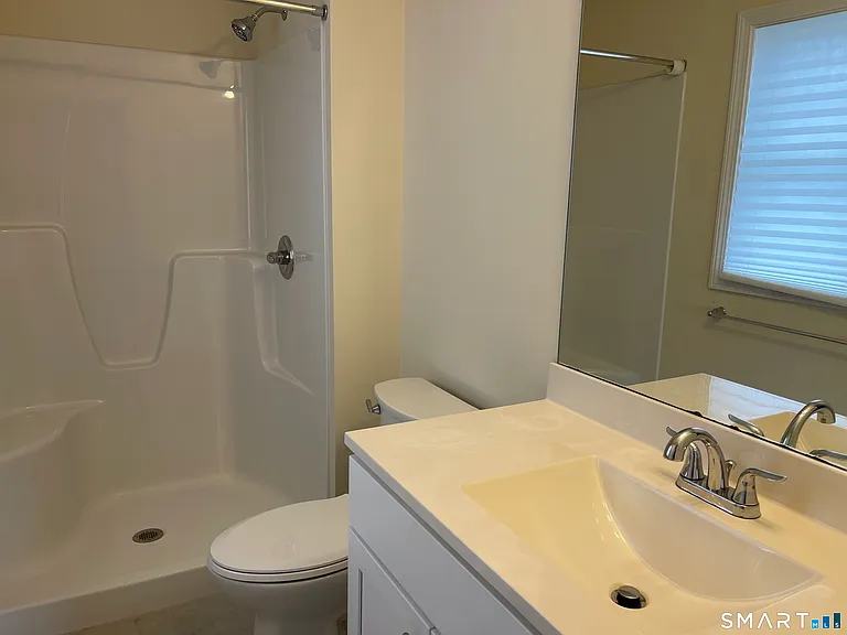 28 Woodside Broadmoor Dr — Photo 19