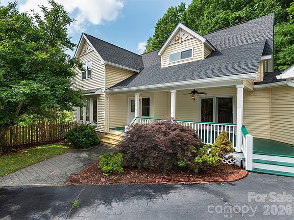 4th image of 30 Apple Tree Way