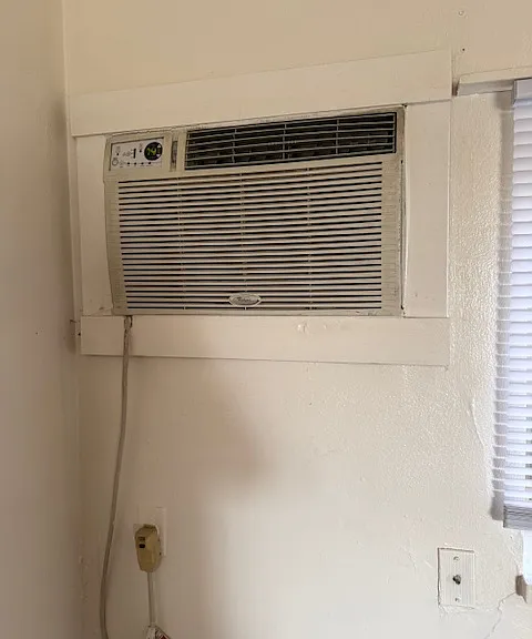 220V, 17K BTU AC