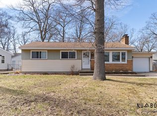 3447 Chippewa Dr, Muskegon, MI 49441