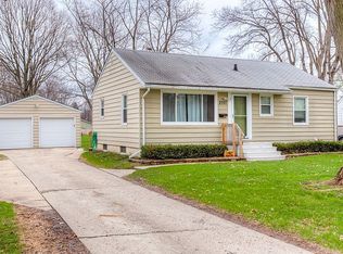 2701 50th St, Des Moines, IA 50310