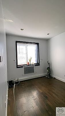 4th image of 35 Suydam St #3E