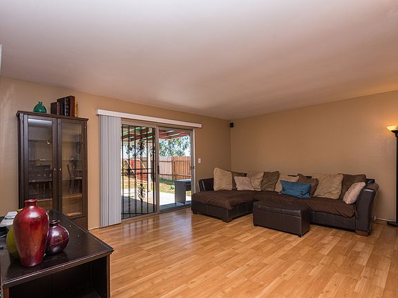 5th image of 3742 Lynda Pl