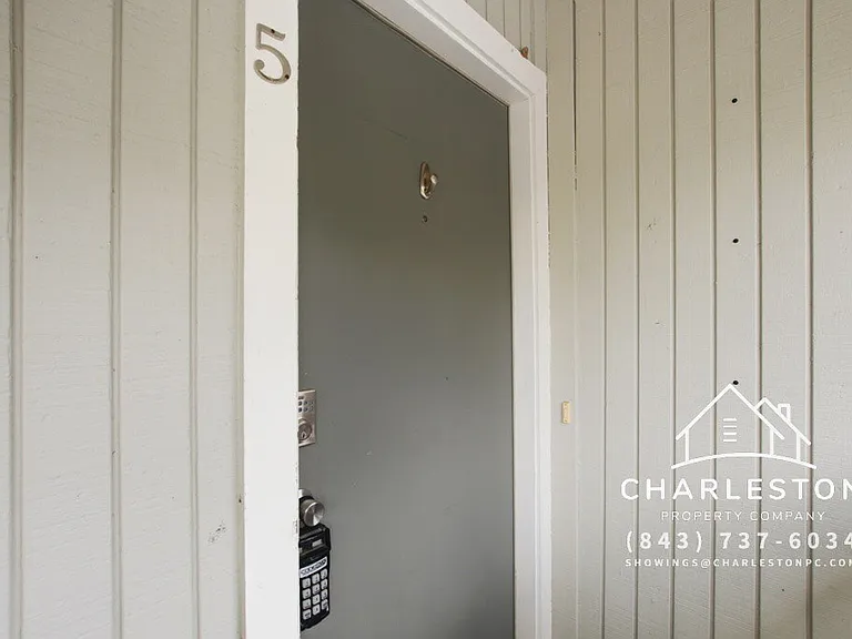 2741 Jobee Dr #5 — Photo 4
