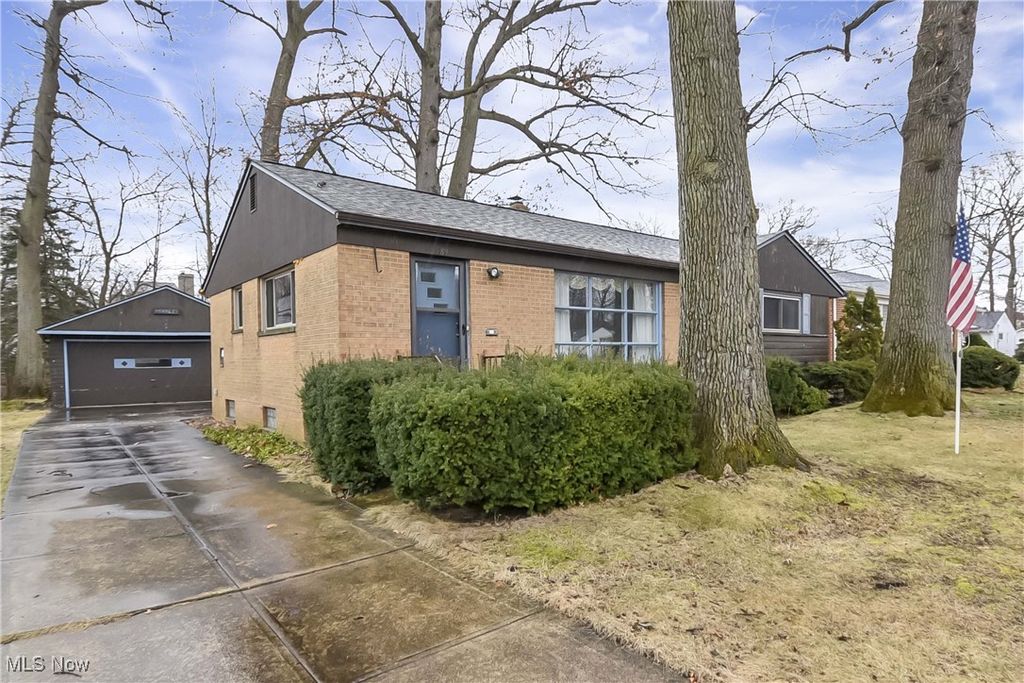 Real estate listing image