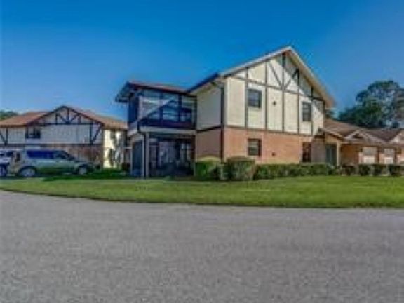 2nd image of 100 E Oak Terrace Dr APT A3
