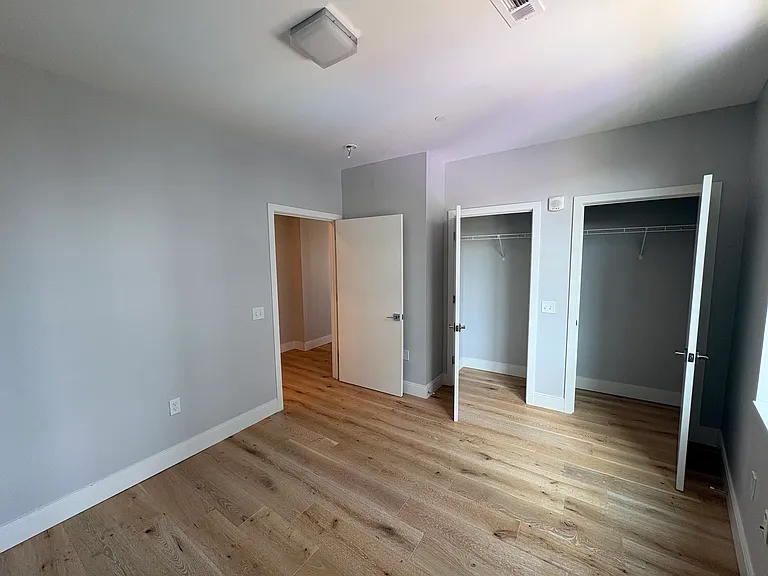 191 Washington St #525 — Photo 33
