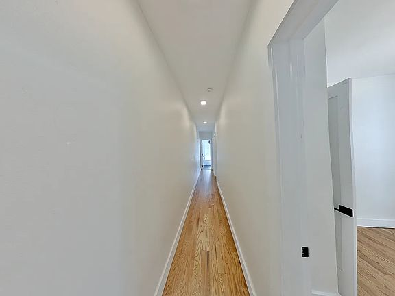 4th image of 2584 Bedford Ave #3B