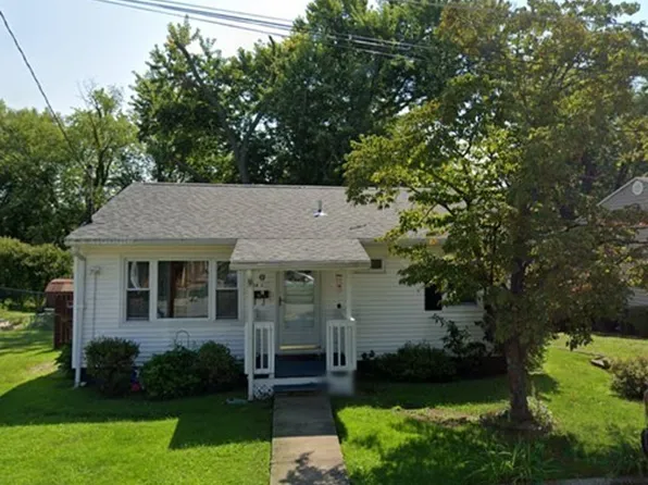 2414 Cherry Ave, Parkersburg, WV 26104