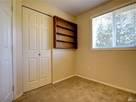 3rd image of 314 N Bogart Ave