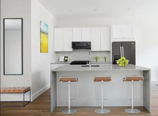 Rented by Compass | media 7