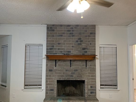 3rd image of 3721 Piedra Creek Dr