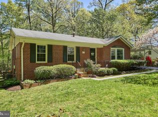 10210 Vale Rd, Vienna, VA 22181