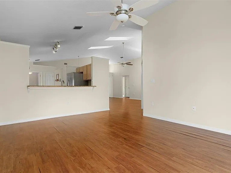 2936 Twin Oaks Dr — Photo 11