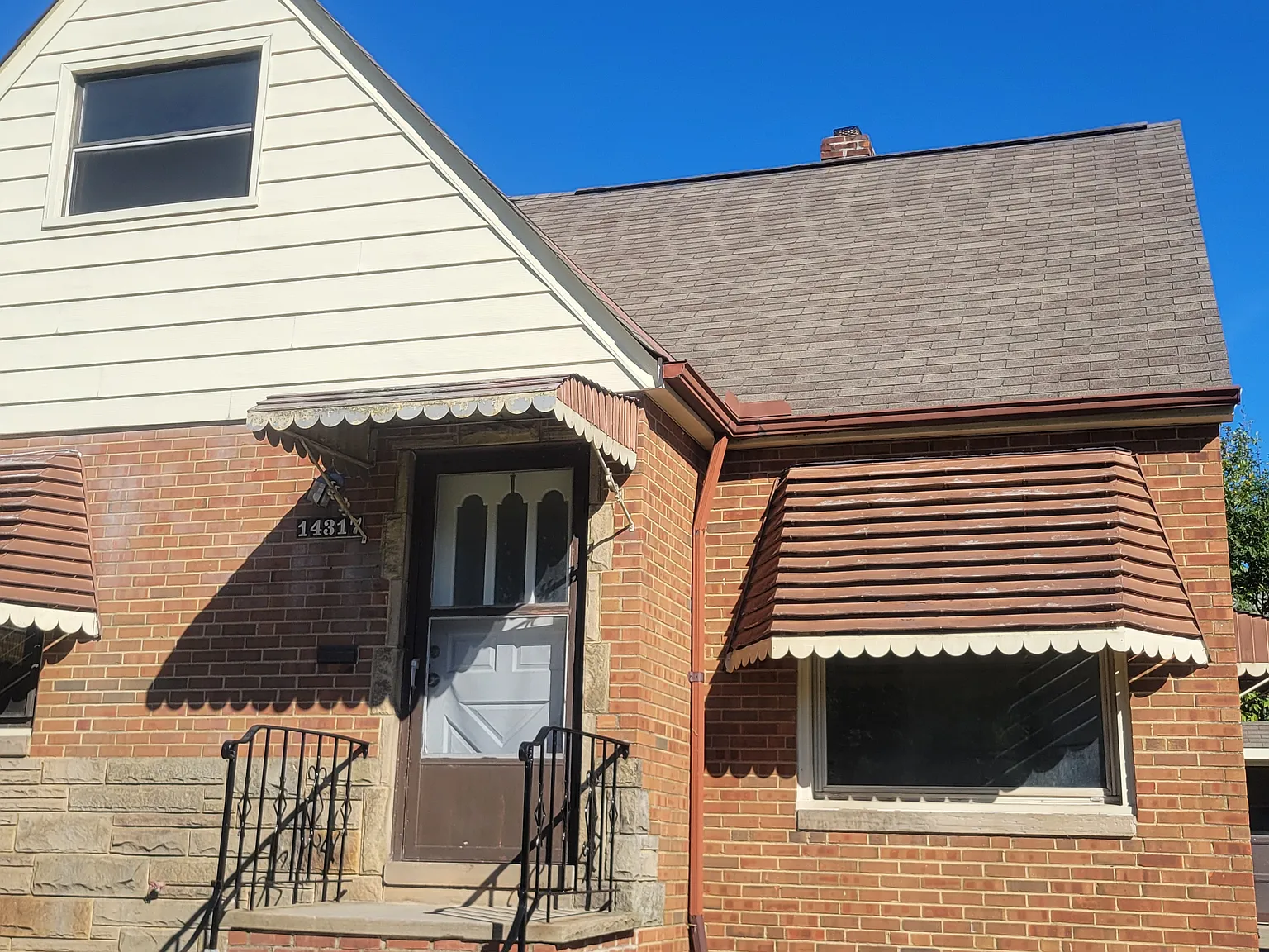3 bed, 1251 sqft, $1,800 — Photo 2