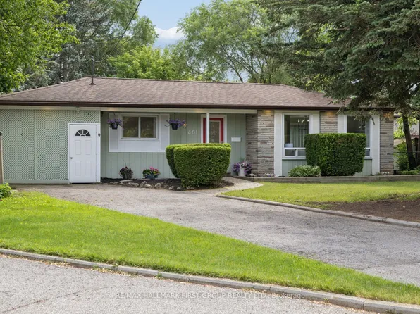 861 Boxworth Pl, Pickering, ON L1W 2K9
