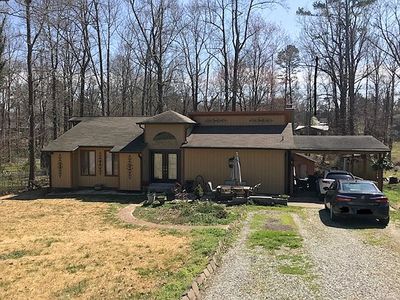 2411 Shelia Dr, Greensboro, NC, 27406