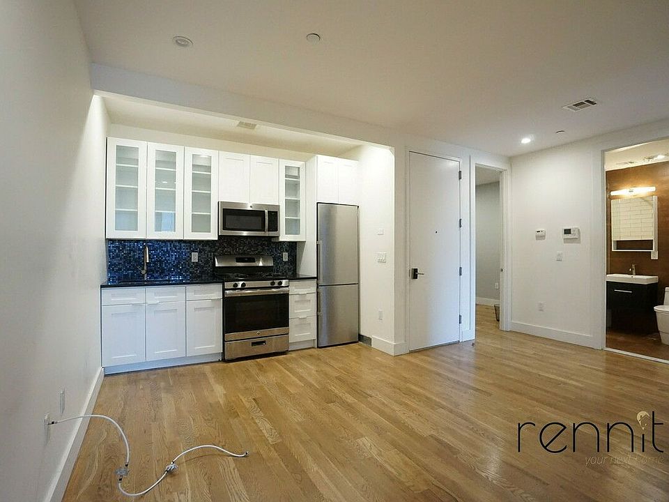 1st image of 905 Broadway #4R