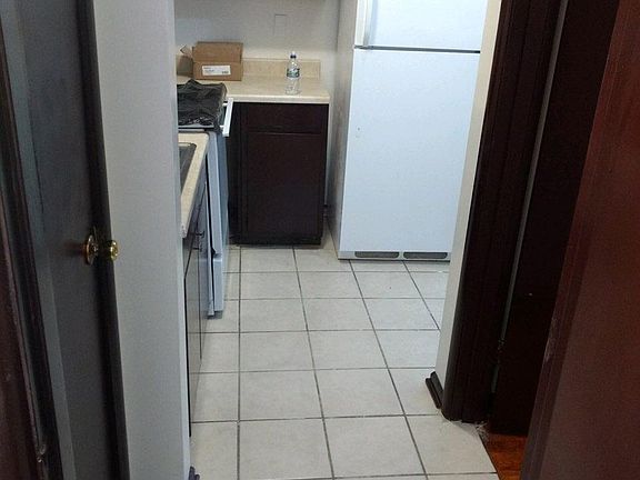 3rd image of 5415 W 25th Pl