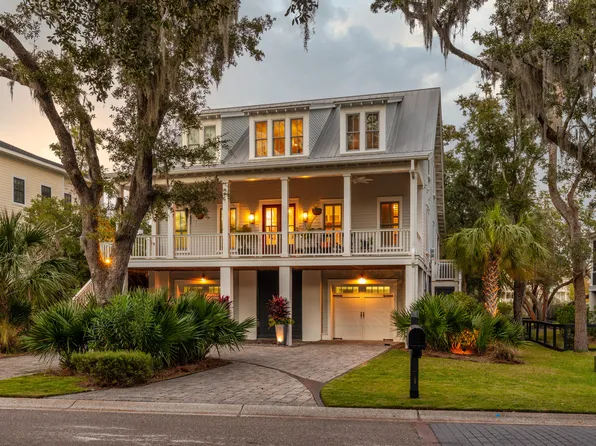 1860 Headquarters Plantation Dr, Johns Island, SC 29455