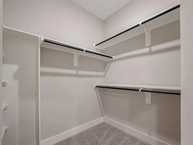 Walk in closet