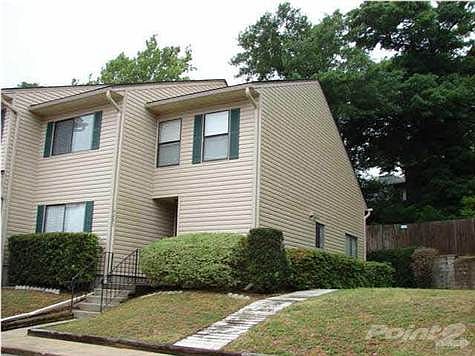 WELCOME HOME! END UNIT - WITH AN EXTRA LOT FOR ENTERTAINING AND 4 SPACES TO PARK!