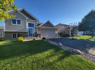 238 Morab Ave, Shakopee, MN 55379