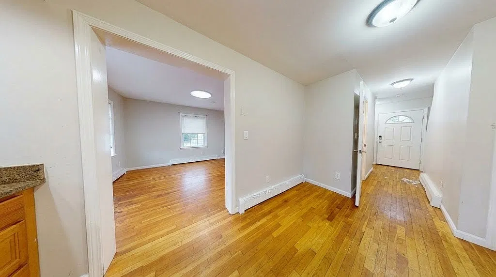 37 Juniper Street — Photo 2