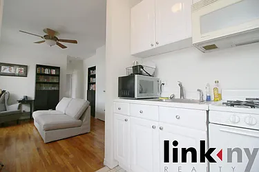 Rented by Link NY Realty
