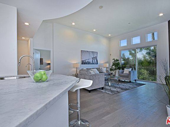4th image of 5703 Laurel Canyon Blvd APT 304
