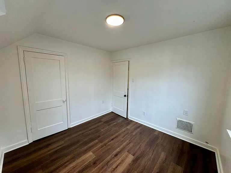 2432 Starkamp St — Photo 45