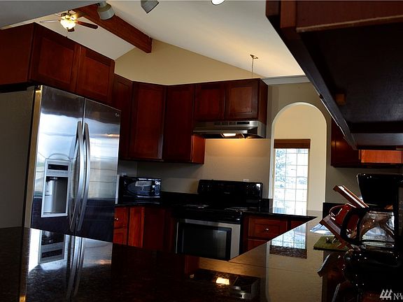 3rd image of 16205 13th Avenue Ct E