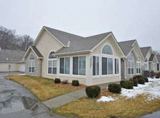 6008 NE Kensington Ct #A, Lees Summit, MO 64064