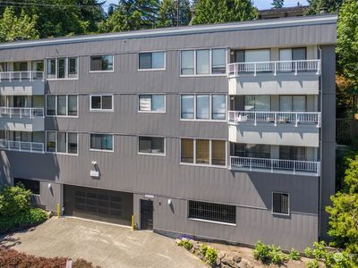 5201 22nd Avenue NE #304, Seattle, WA, 98105