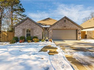 3334 Barbara Bird St, Springdale, AR 72764