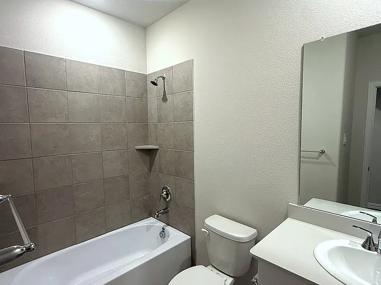 1126 Old Stead Dr — Photo 16