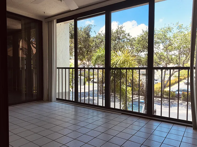 5418 Firenze Dr #P — Photo 17