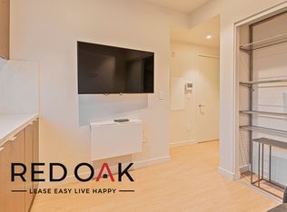 11649 1/4 Mayfield Ave #3B, Los Angeles, CA 90049