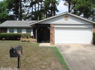 1307 Silver Fox Ln, Pine Bluff, AR 71603
