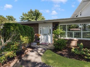 Wethersfield Commons, Warwick, RI 02886
