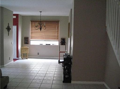 3rd image of 1572 Canary Island Dr