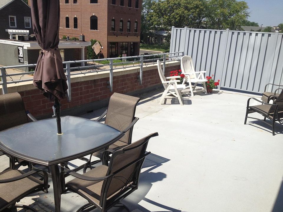 420 SQ FT Terrace
