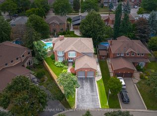 15 Brookbank Ct, Brampton, ON L6Z 3G4