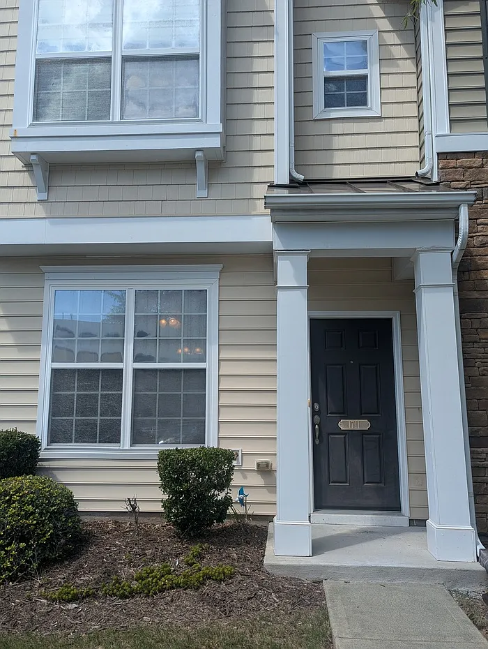 2 bed, 2.5 bath, $1,925 — Photo 1